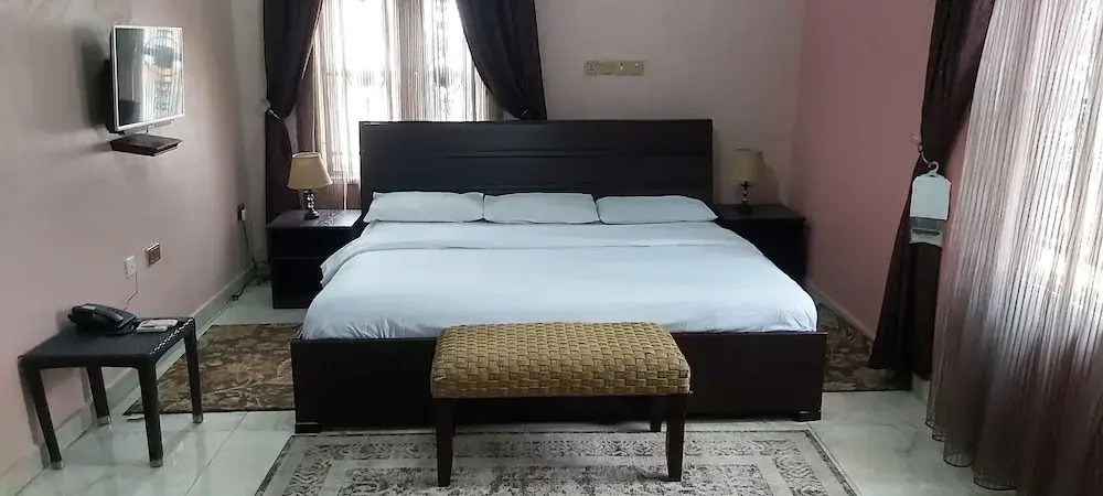 Paulight Residence