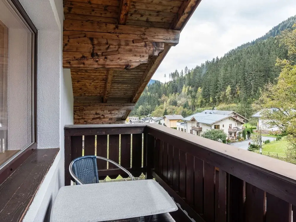 Stylish Apartment in Zell am See near Ski Area