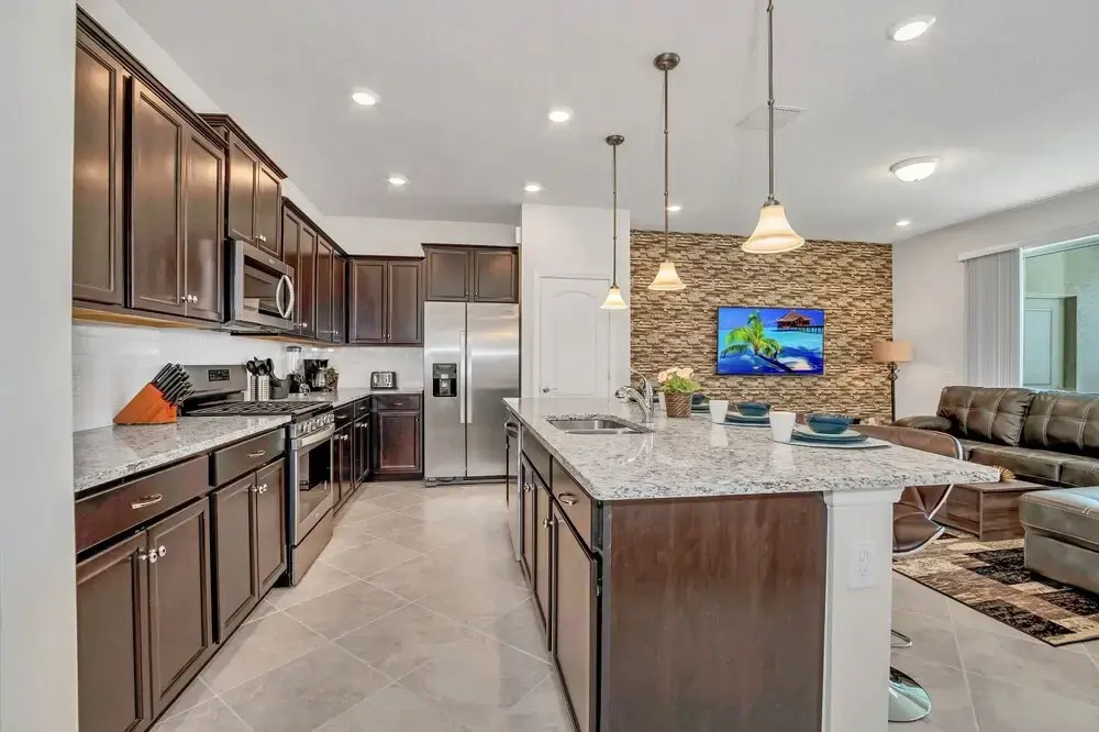 7439 Oakmoss Loop