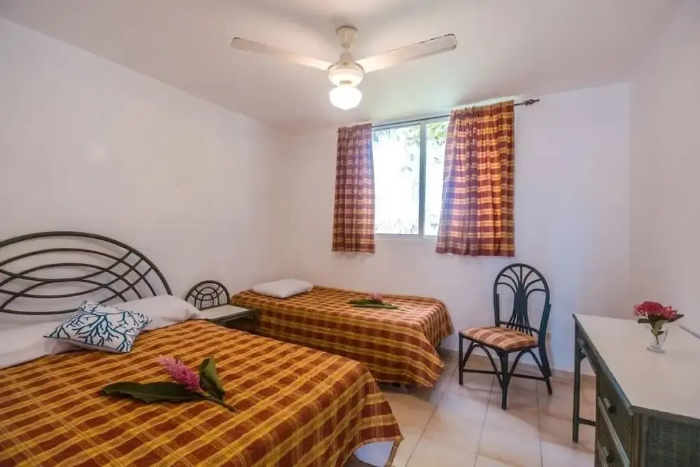 Las Canas Beach Retreat