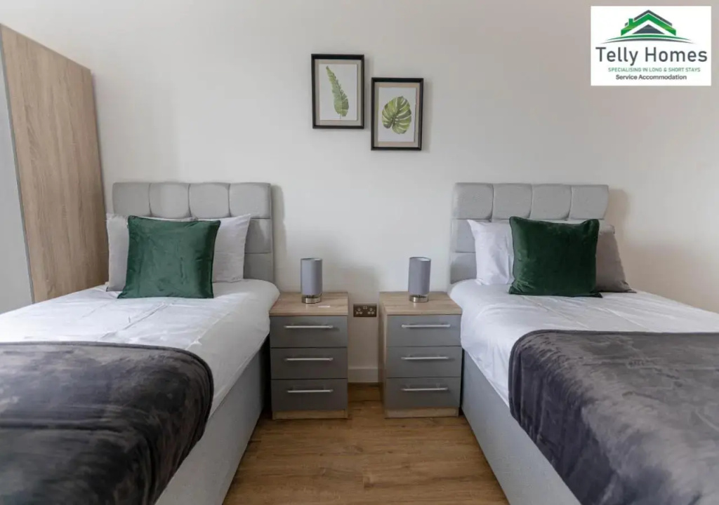 10 percent off weekly and 20 percent off monthly bookings - Marigold unit at Telly Homes Limited Birmingham City Centre -2 bedroom Apartment, Free WIFI