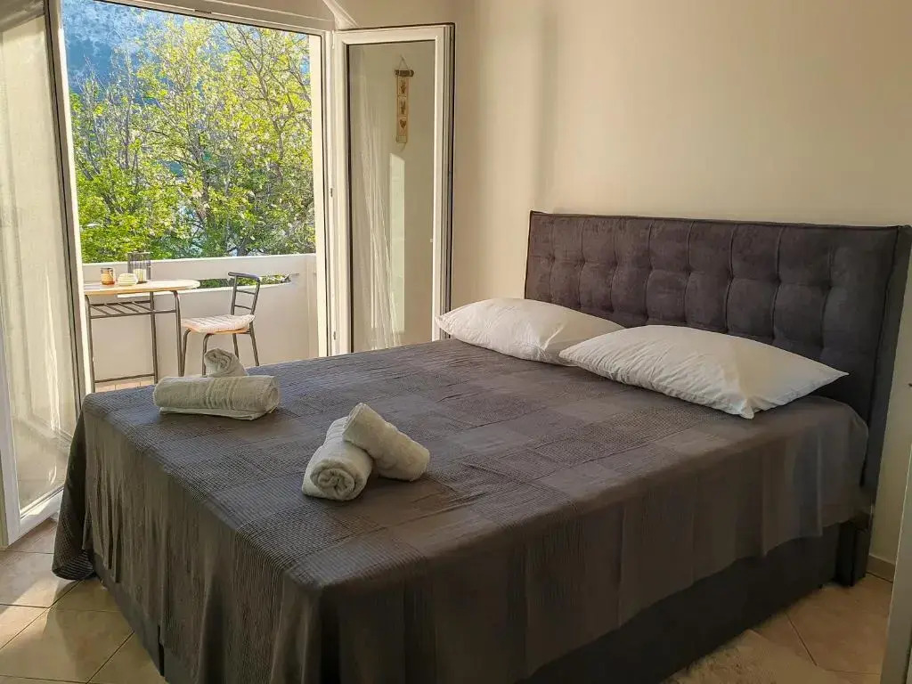 Apartments Mira