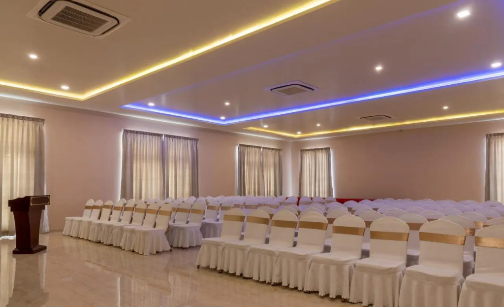 Hotel RK Gardenia