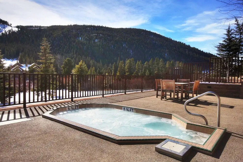 5983 Hidden River Lodge 3 Bedroom Condo by RedAwning