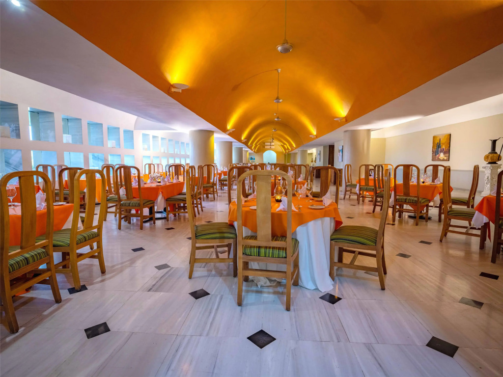 Las Brisas Huatulco-All Inclusive