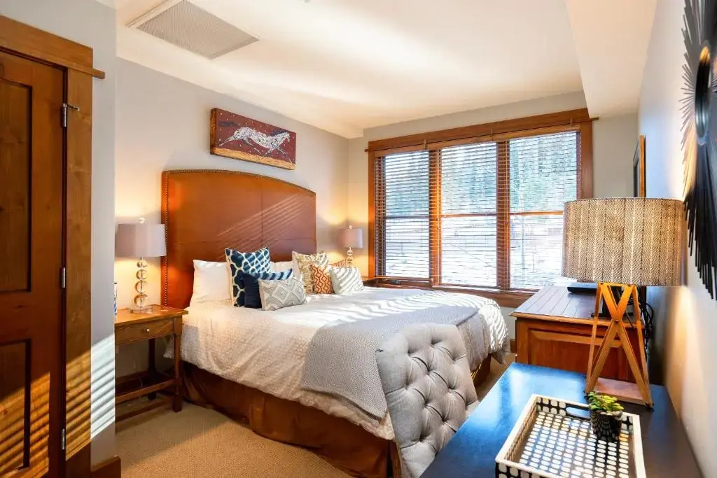 New Listing in the Heart of the Village at Northstar! Iron Horse South 208