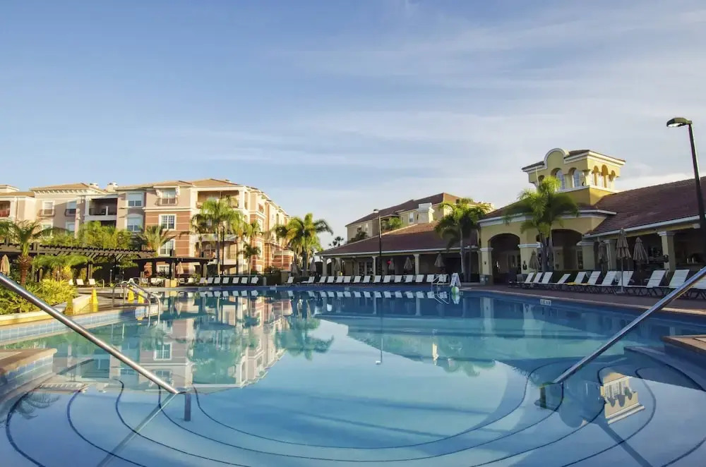 Elegant and Spacious 3BD Town Home With CDC Standards - CLOSE to Convention Center #3VC007