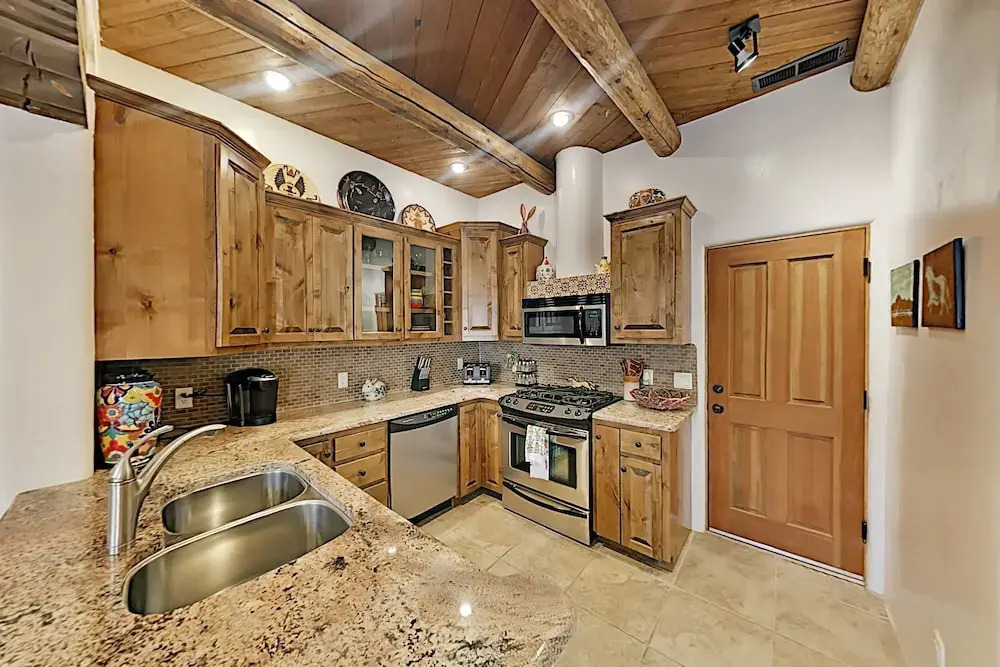 526 Del Norte Ln Townhouse Unit B 2 Bedrooms 2.5 Bathrooms Townhouse