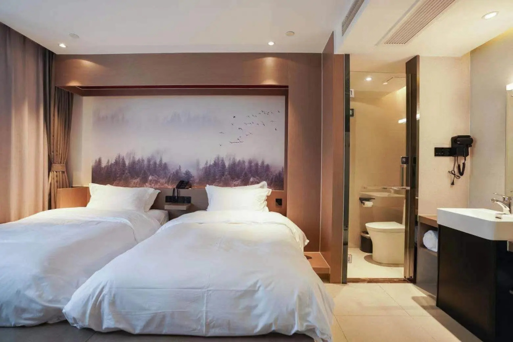 Magnotel Hotel (Yixing Bus Station Tuanji Scenic Area)