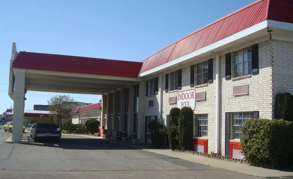 Luxury Inn & Suites