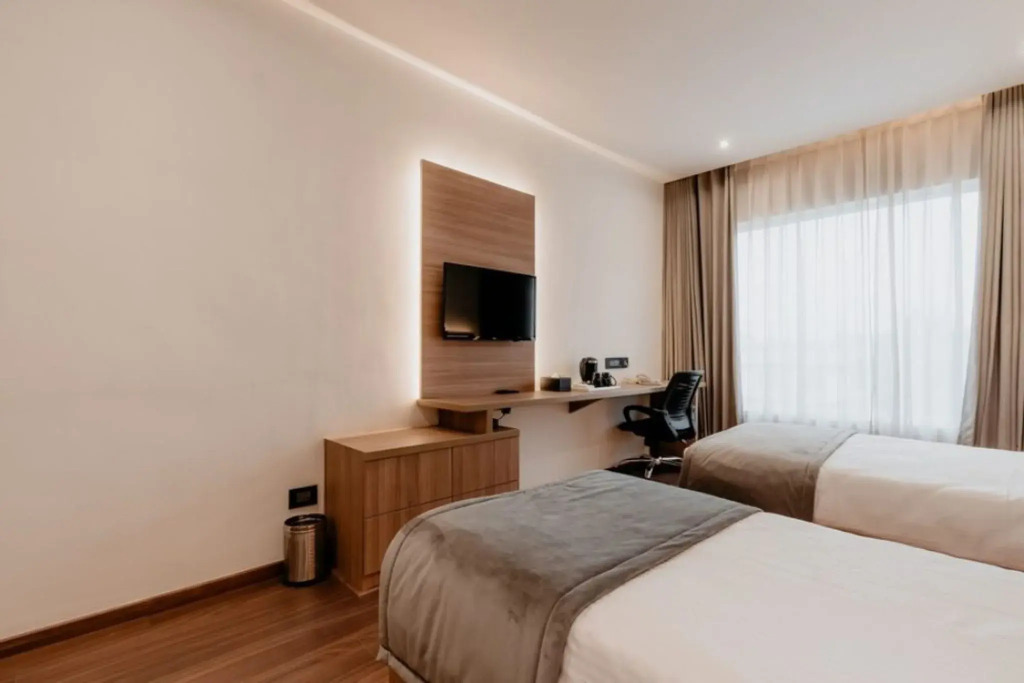 Velvette Hotel