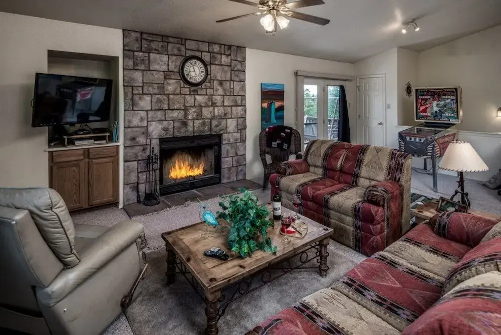 New Mexico Mountain Retreat - Three Bedroom Cabin