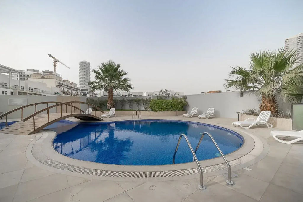 Marvelous 1B Apt. In Jumeirah Village Circle