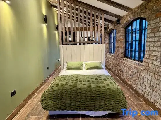 Unique Japandi Loft in Jewellery Quarter Bham