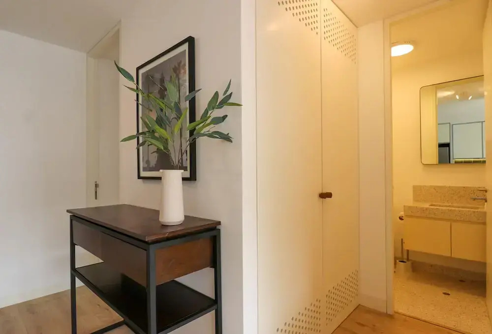 Modern Berlin 644 Apartment by Geko