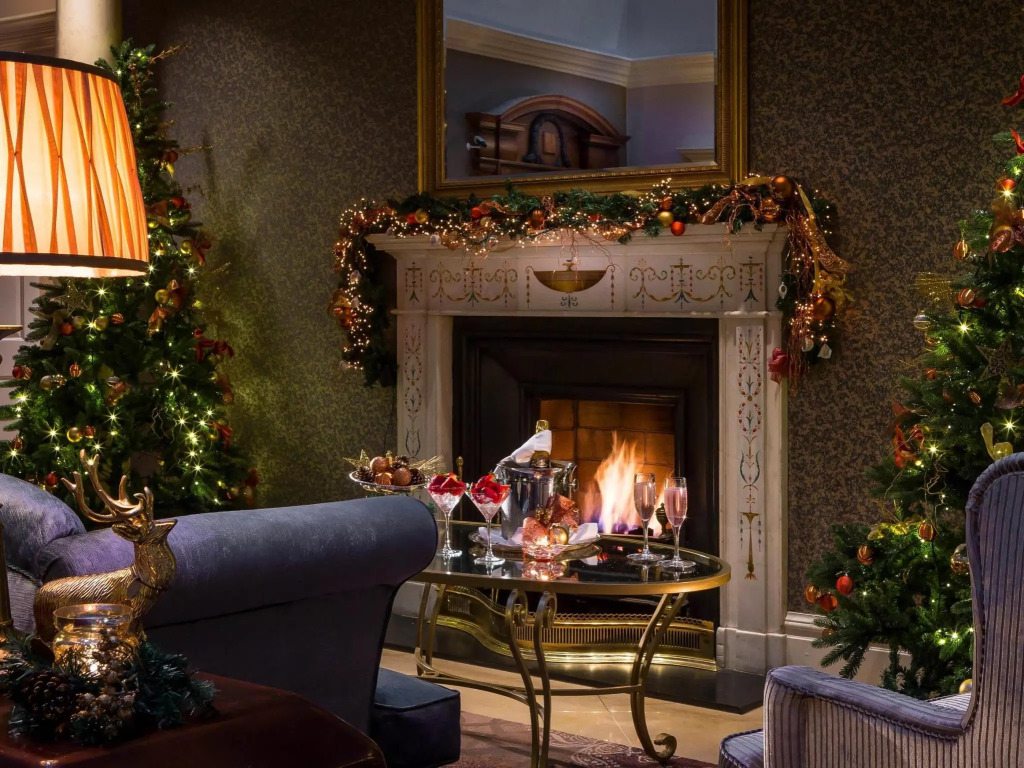 The College Green Dublin Hotel, Autograph Collection