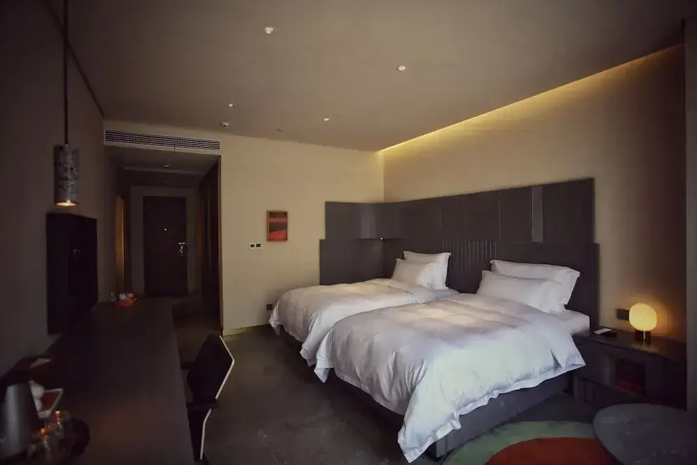ZuoYouKe Theme Hotel