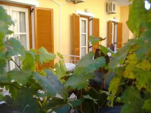 Aparthotel 3 stars Kavos
