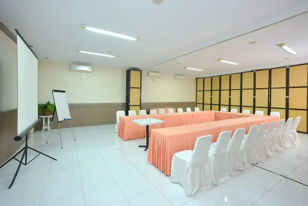 Hotel Bhinneka