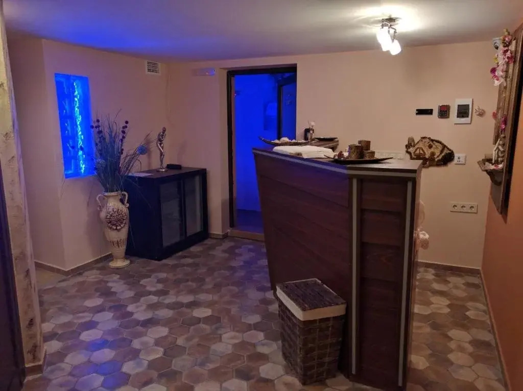 Family Hotel Teos