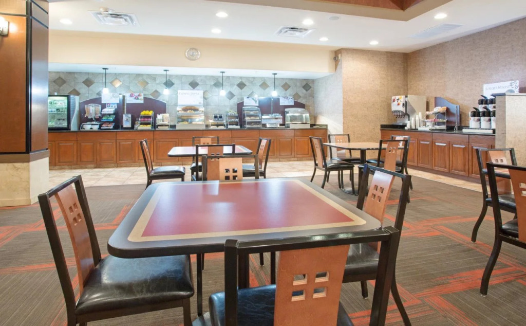 Holiday Inn Express & Suites Pueblo by IHG
