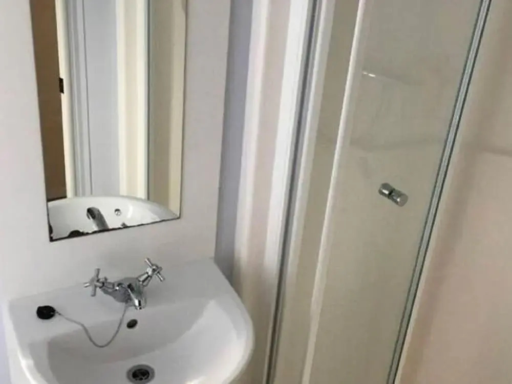 Spacious Holiday Home in Hastings Near Sea