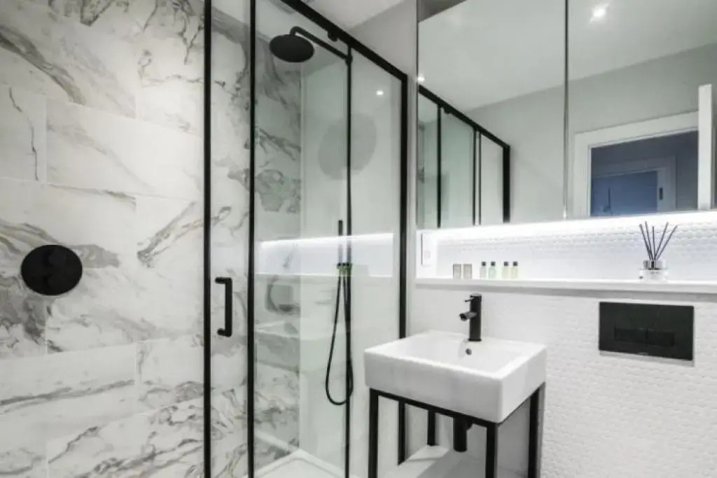 Royal Kensington - Standard 3 bed