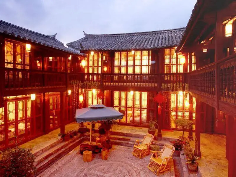 Lijiang Red Flower Inn
