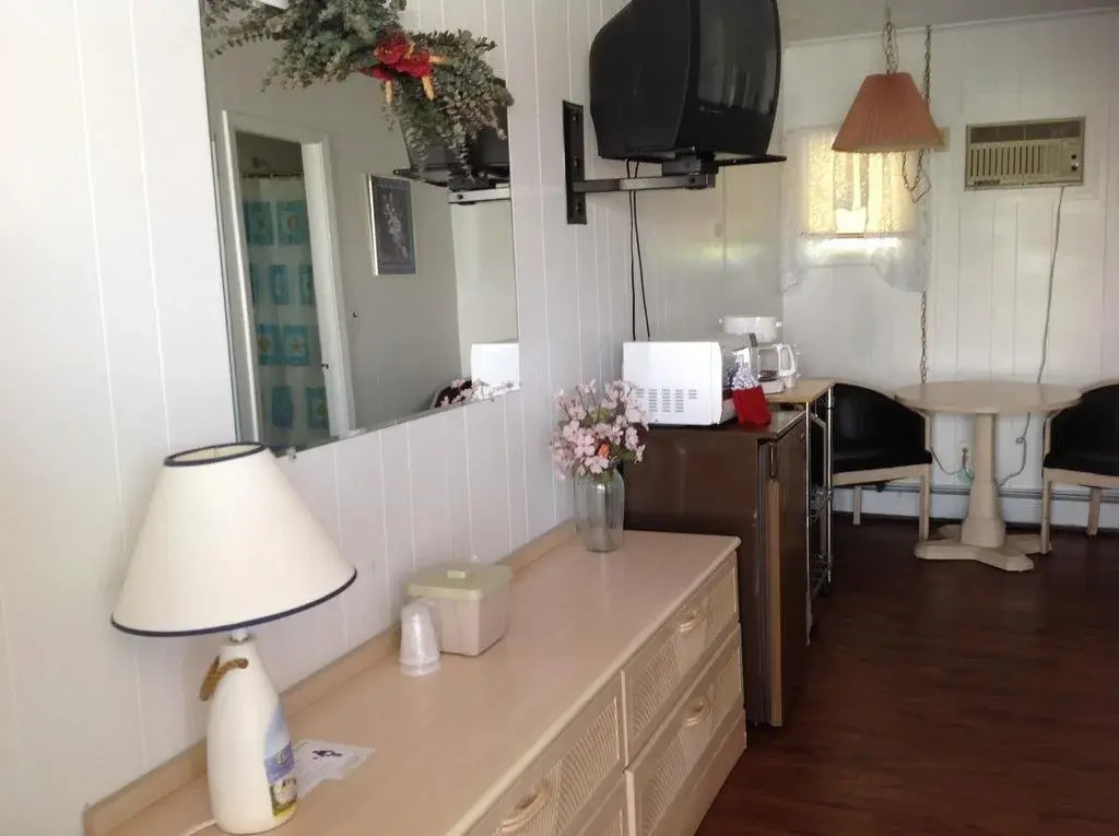 Starlite Motor Inn