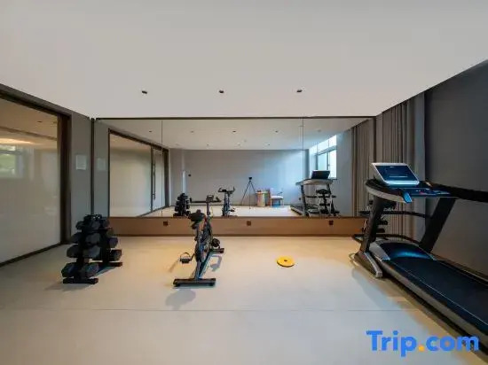 Thunderobot Hotel
