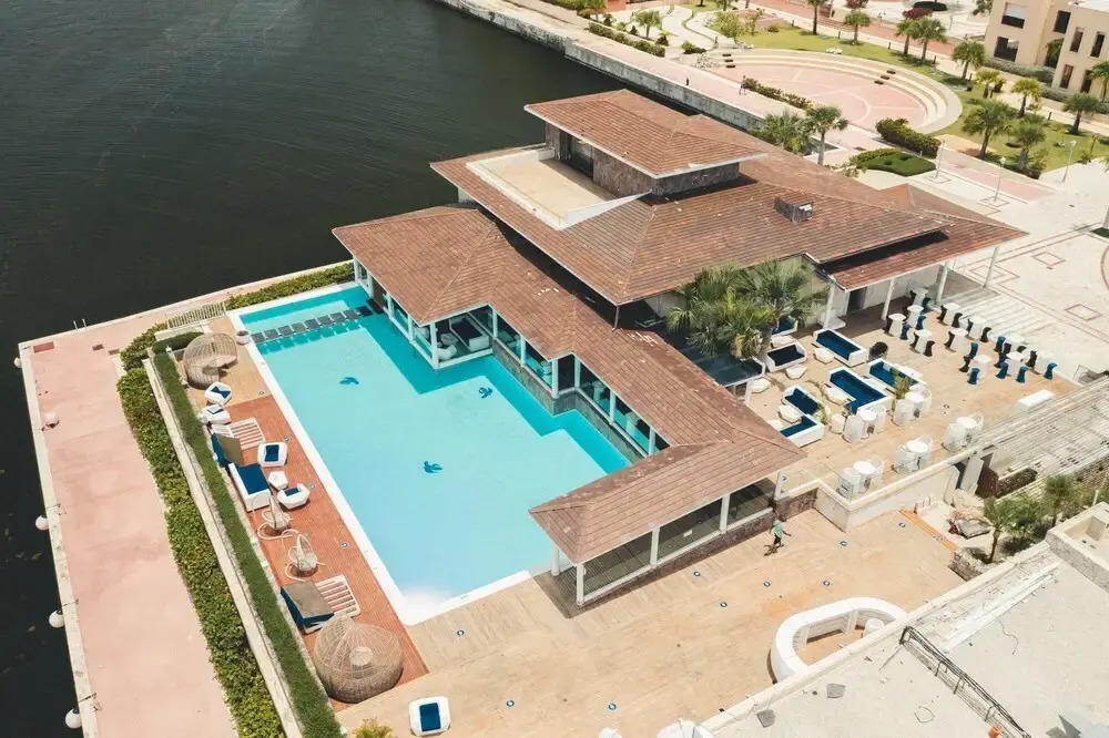 Modern 2BR at Fishing Lodge Ba28
