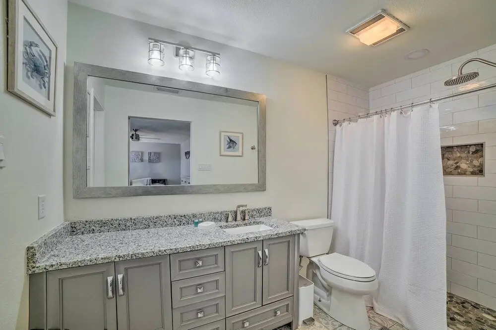 Chic Waterfront Condo w/ Private Boat Dock!