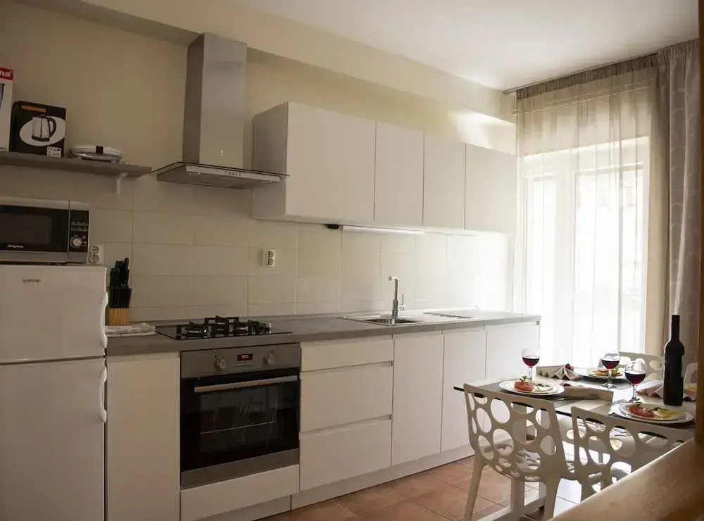 Sunny Street Apartments 2