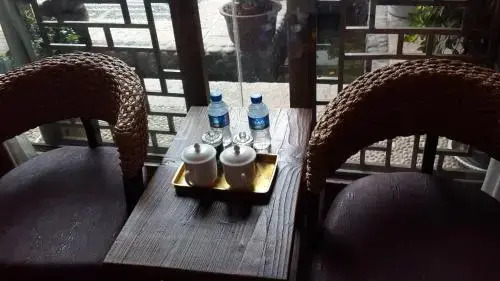 Lijiang Xianshe House