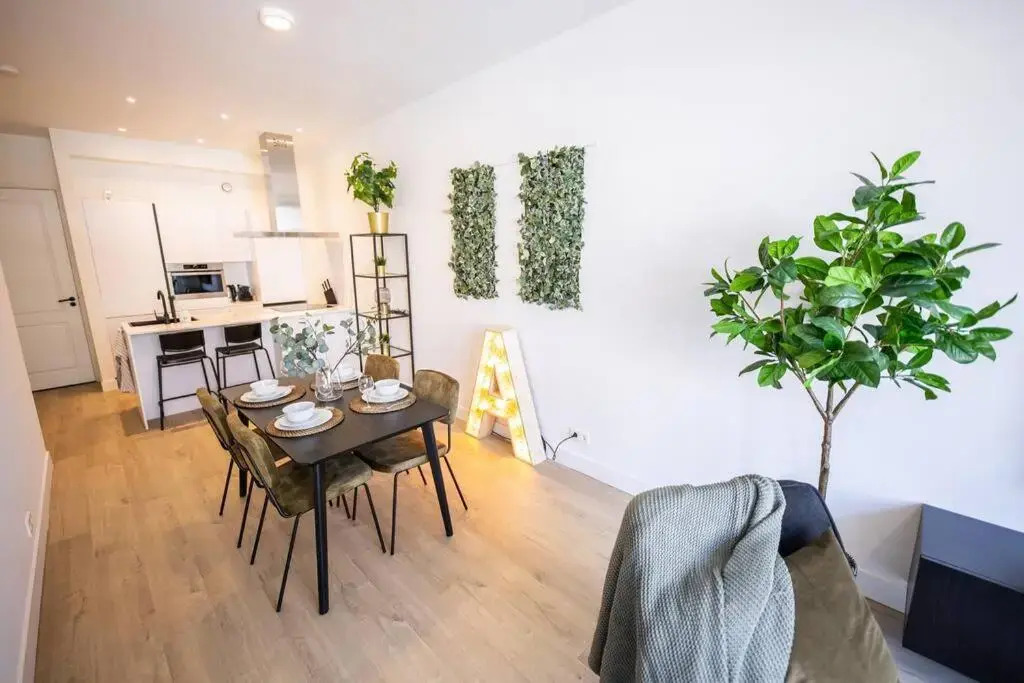 Amazing 1 Bedroom Serviced Apartment 53m2 -NB304A-