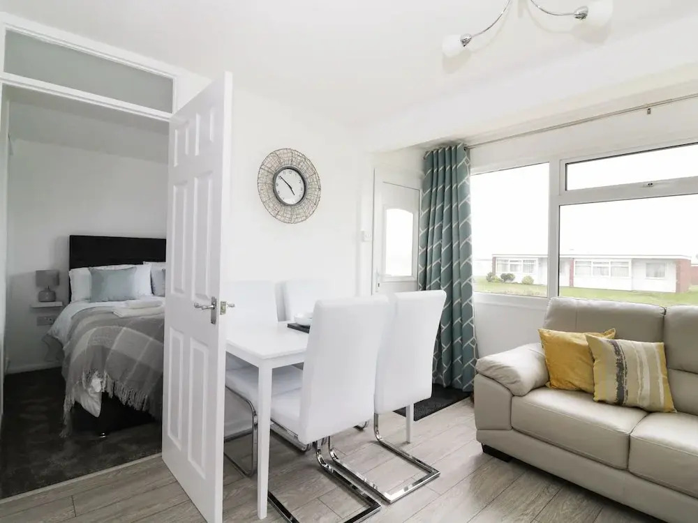 145 Sunbeach Chalet