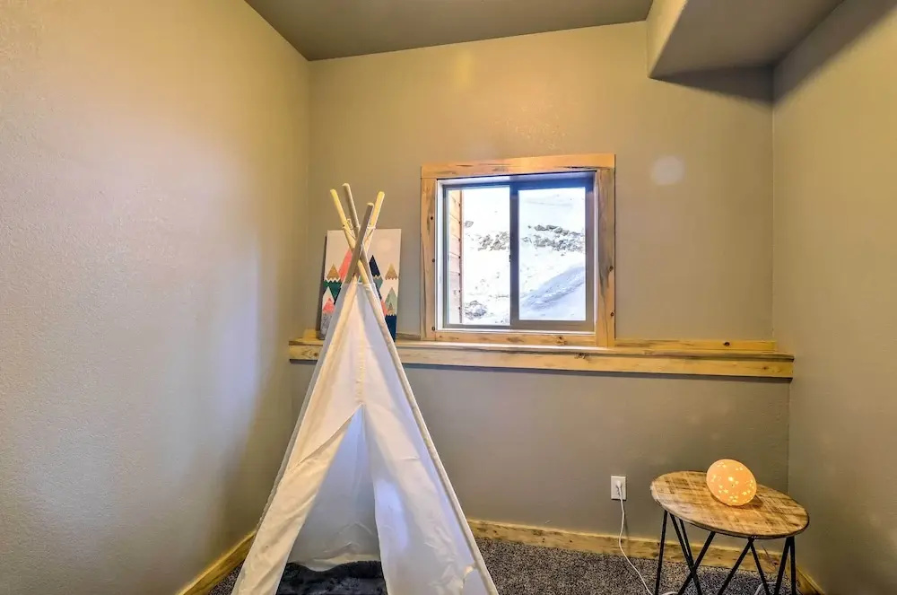 Mountainside Fairplay Cabin w/ Game Room & Sauna