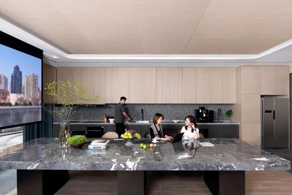 base-Sanlitun Serviced Apartment