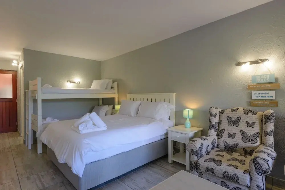 San Lameer Villa Rentals 2513