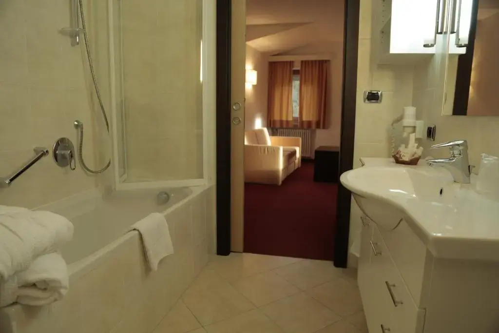 Monte Pana Dolomites Hotel