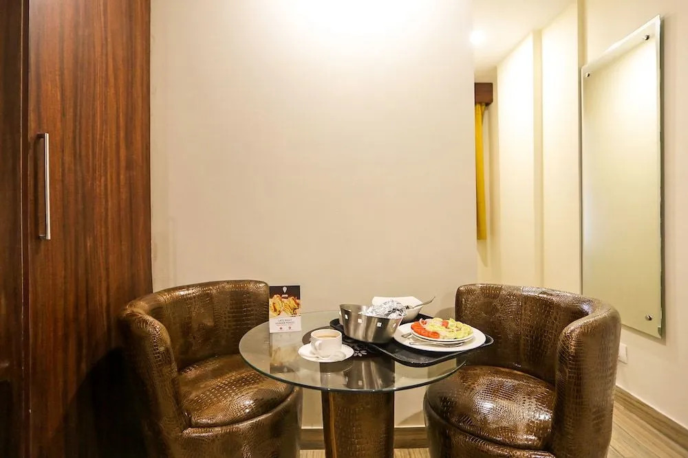 FabHotel The Kailash Dev - Nr Adarsh Nagar Metro