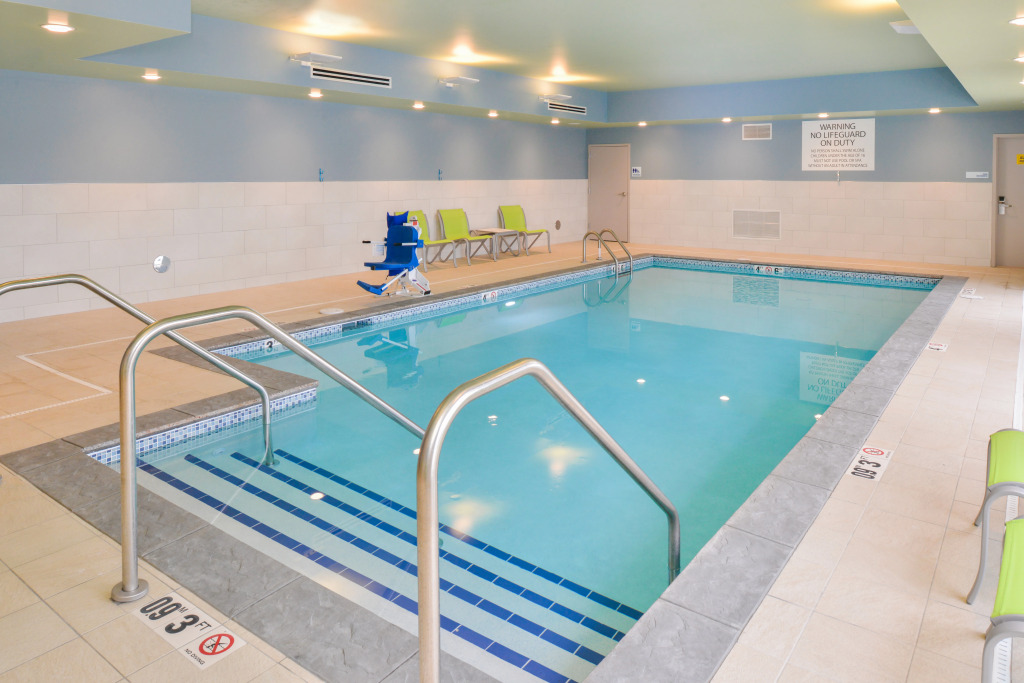 Holiday Inn Express & Suites Chadron by IHG