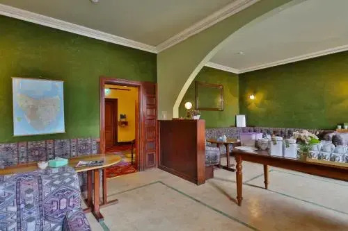 Astor Private Hotel