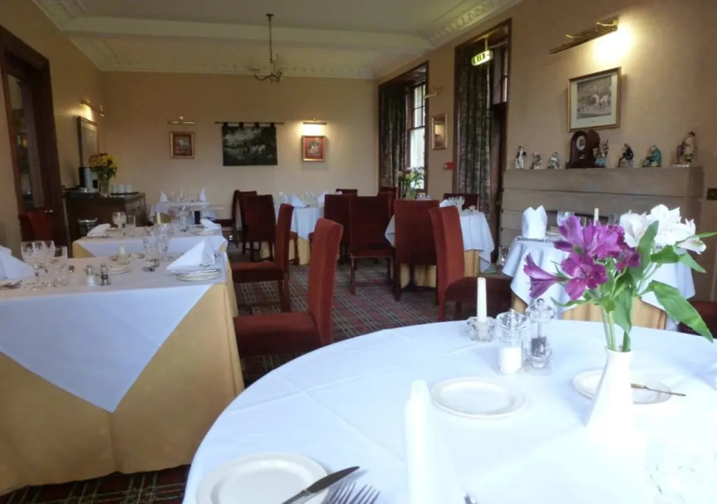Tigh na Sgiath Country House Hotel