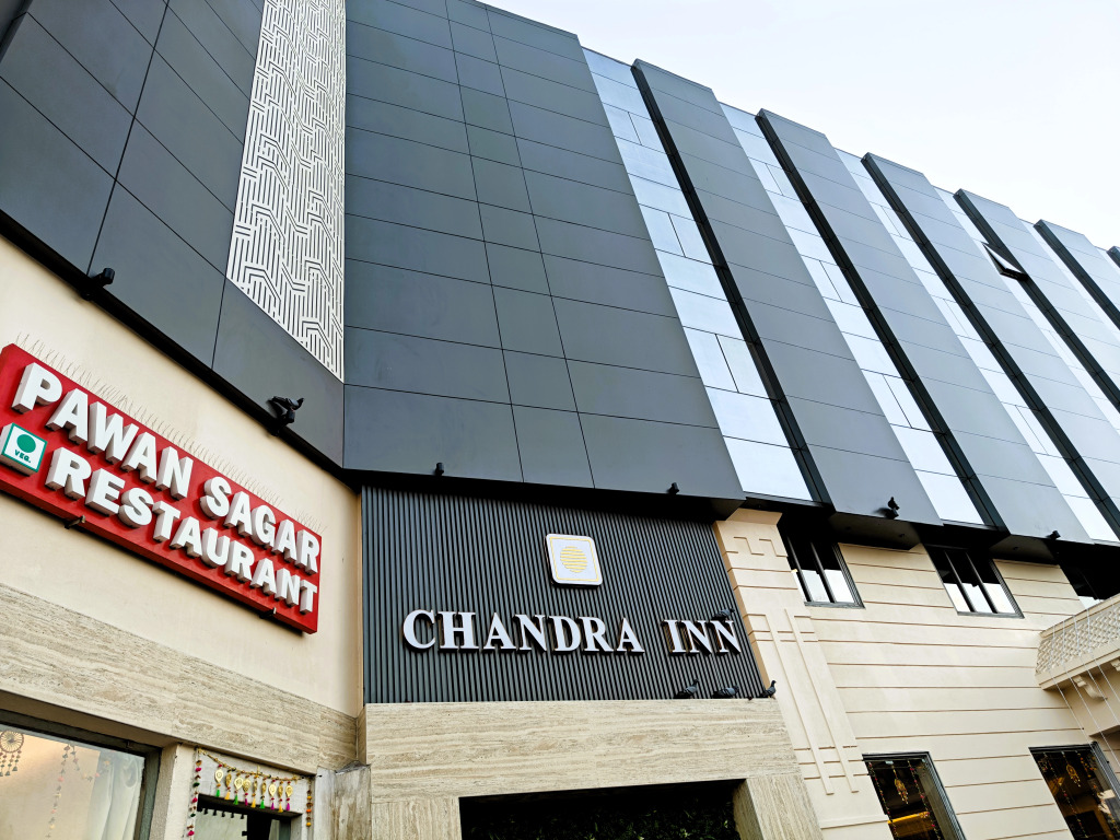 Chandra Inn