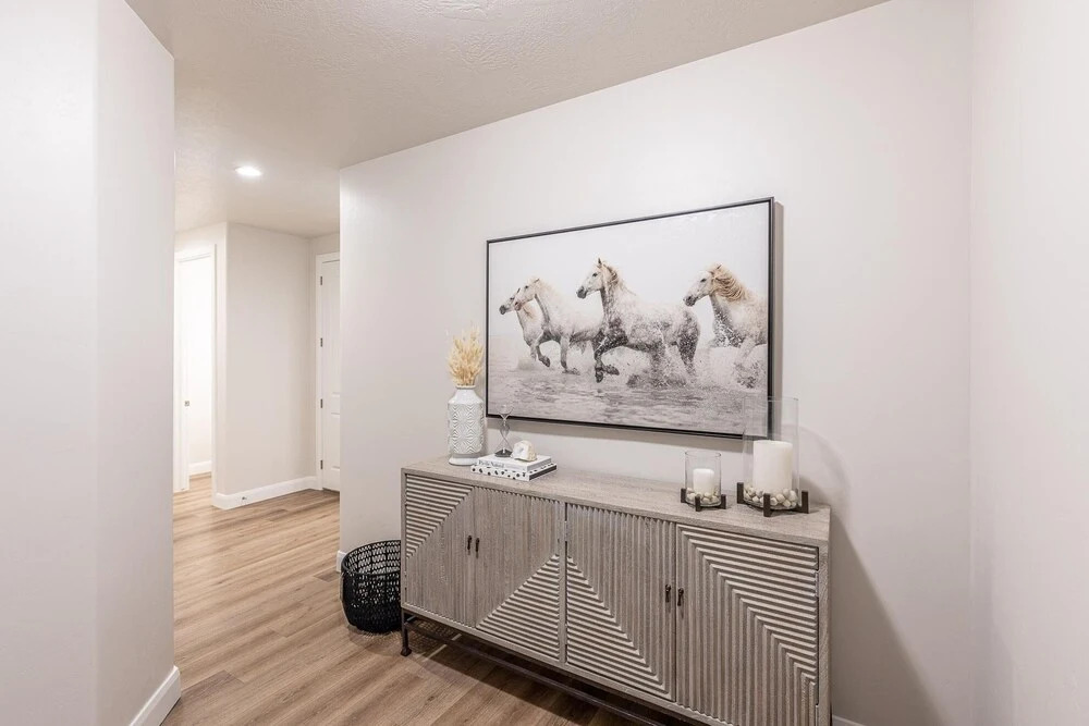 Canyon Crest Escape