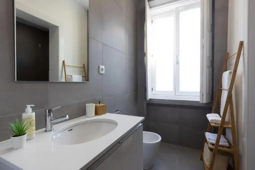 iCHILL Riverfront Avenida 13 - Your Boho Flat