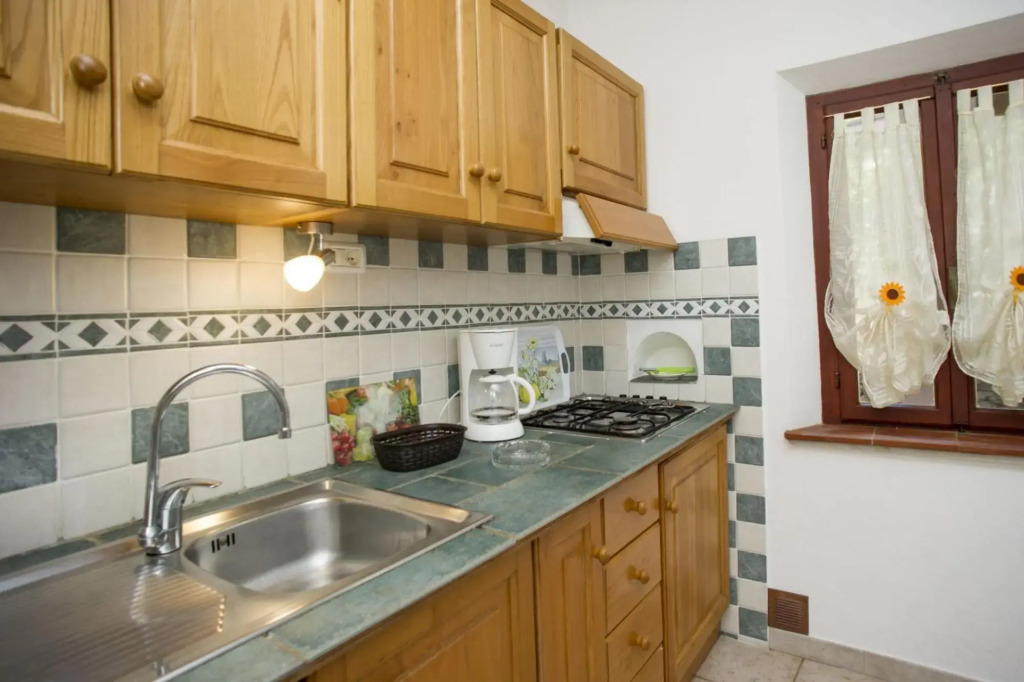 Apartment three-room Number 8 on the seafront of Morcone-MORCONE TRILO N° 8