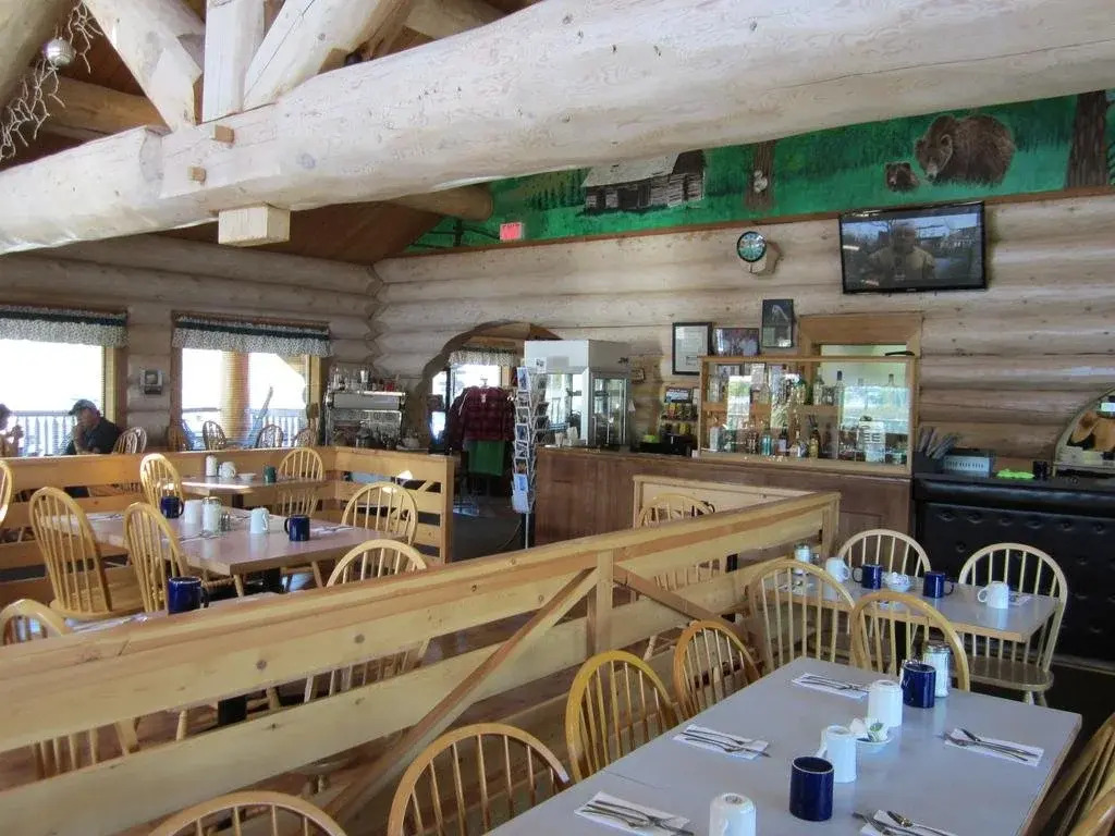 Bears Claw Lodge