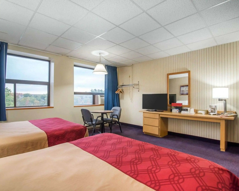 Econo Lodge Manchester